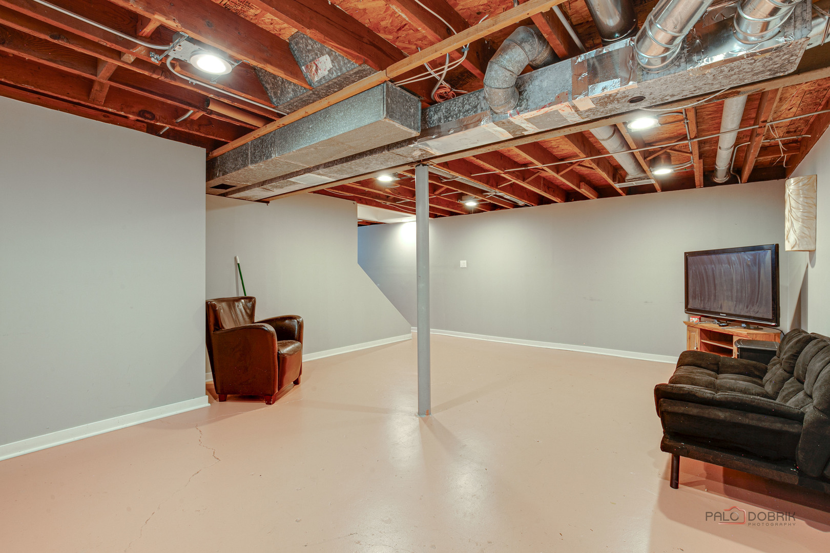 1245 N Midlothian Road, Mundelein, IL 60060