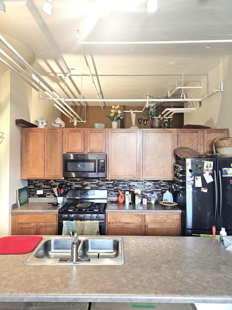 2323 W Pershing Road #140, Chicago, IL 60609
