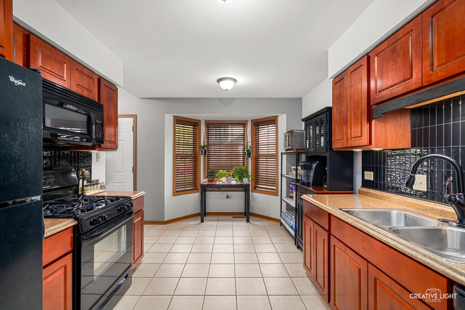 3506 Willowview Court, Aurora, IL 60504