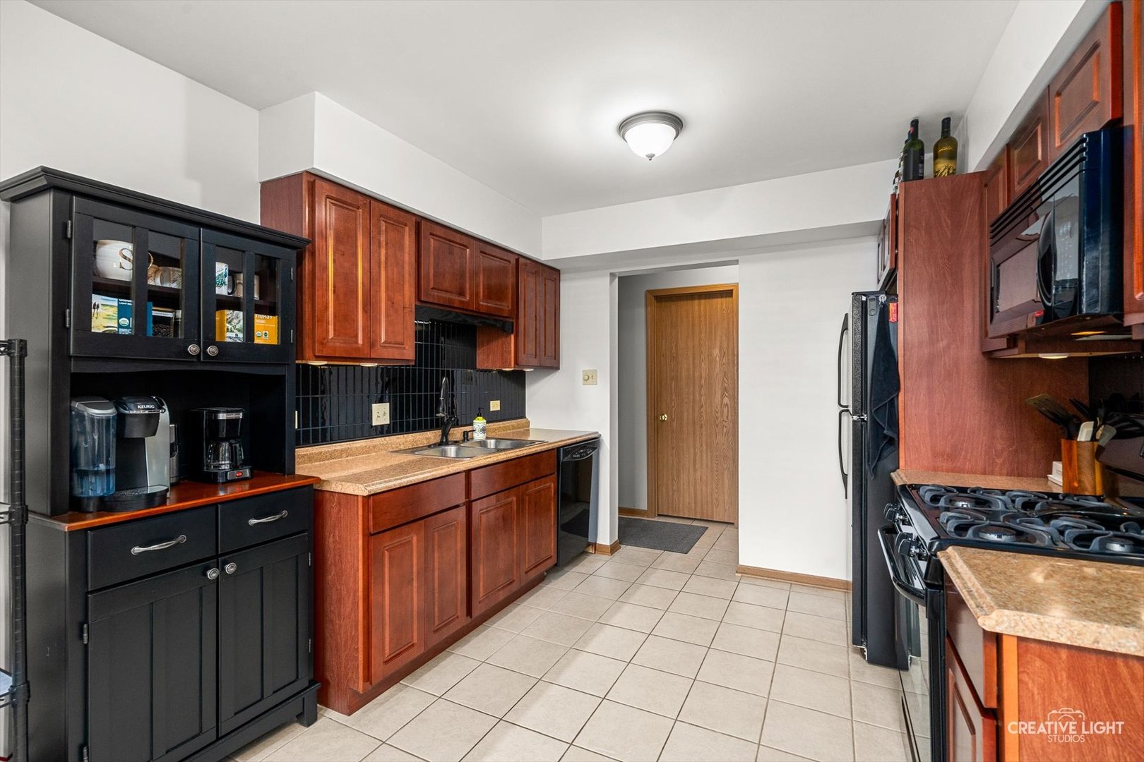 3506 Willowview Court, Aurora, IL 60504