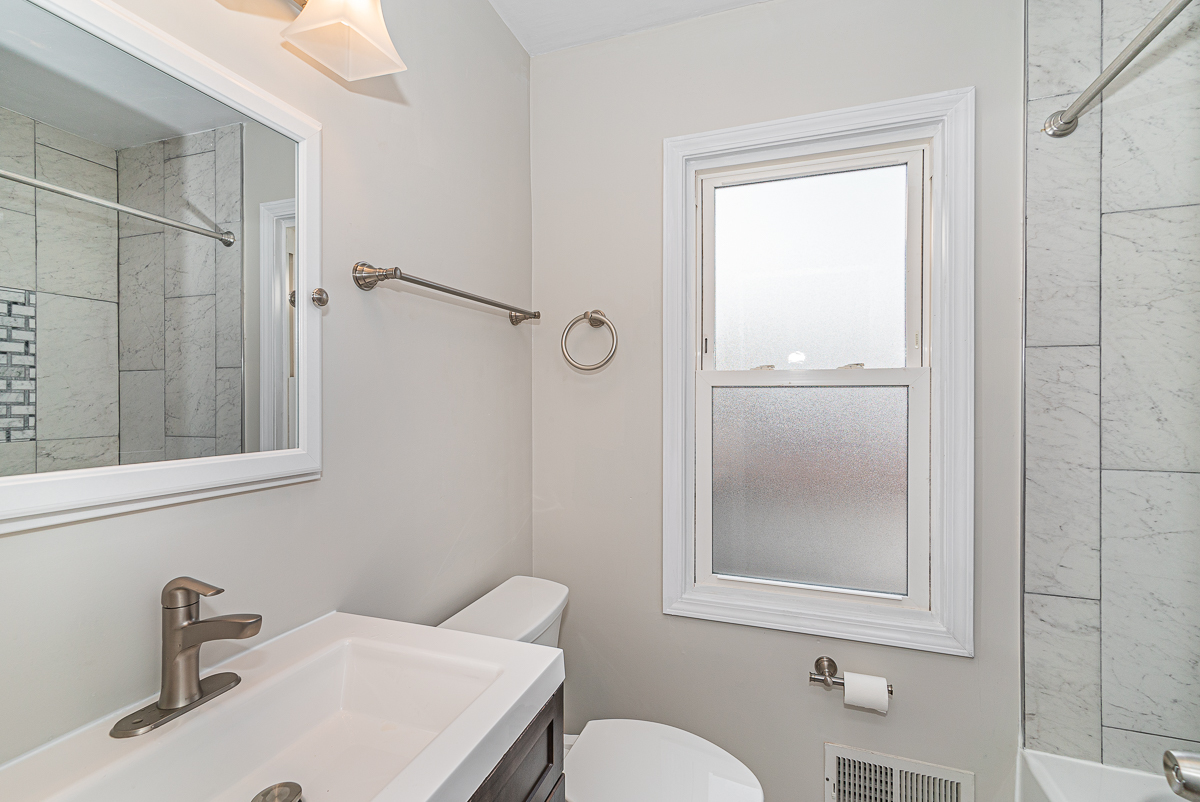 4207 Main Street #1, Skokie, IL 60076