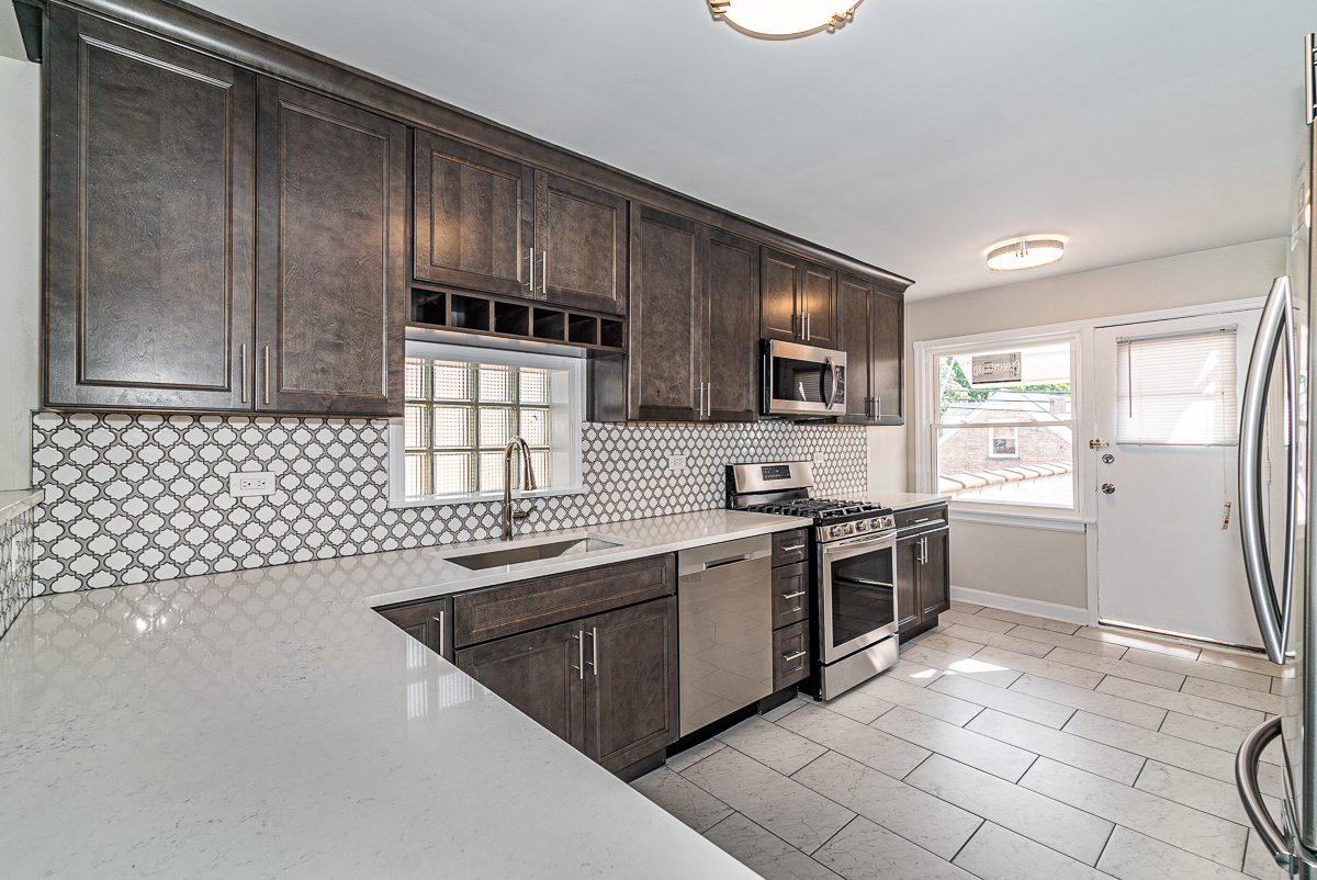 4207 Main Street #1, Skokie, IL 60076