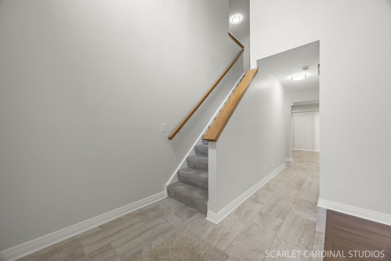 2235 Cheshire Drive, Aurora, IL 60502