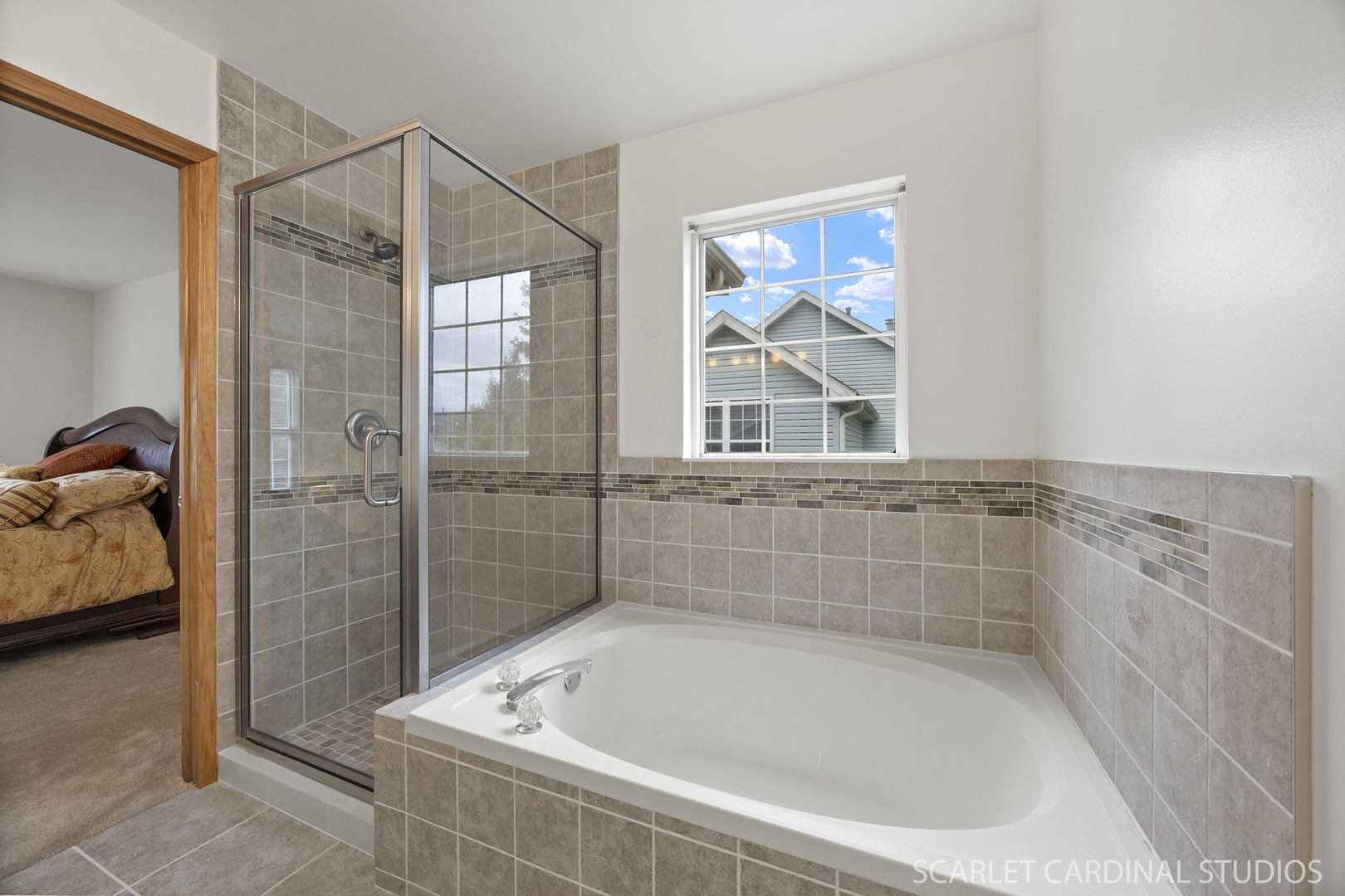 2235 Cheshire Drive, Aurora, IL 60502