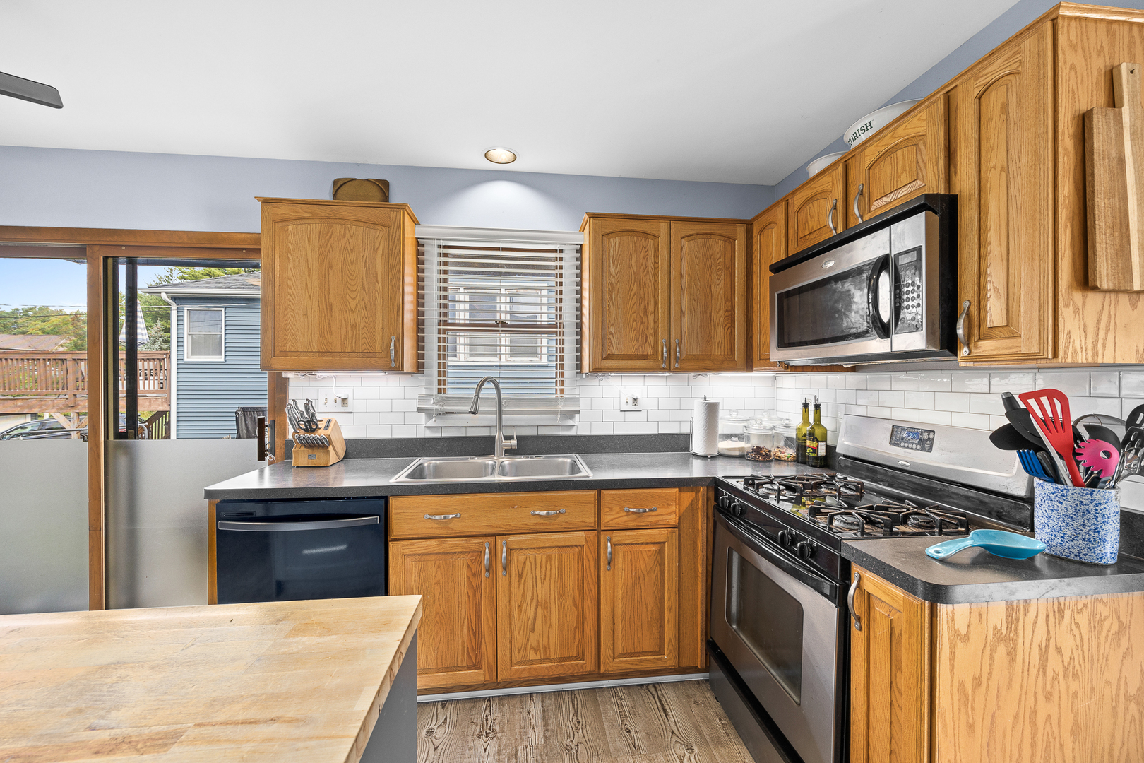 4940 Cornell Avenue, Downers Grove, IL 60515