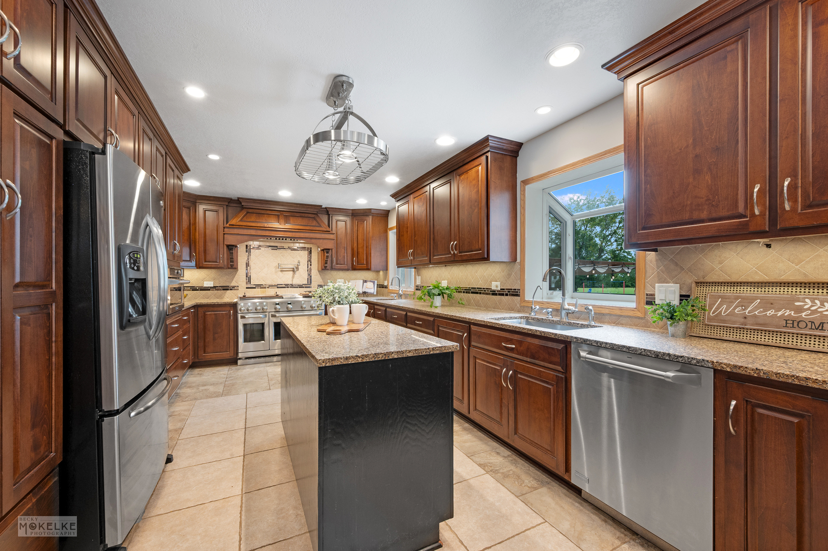 1701 Grand Prairie Drive, New Lenox, IL 60451