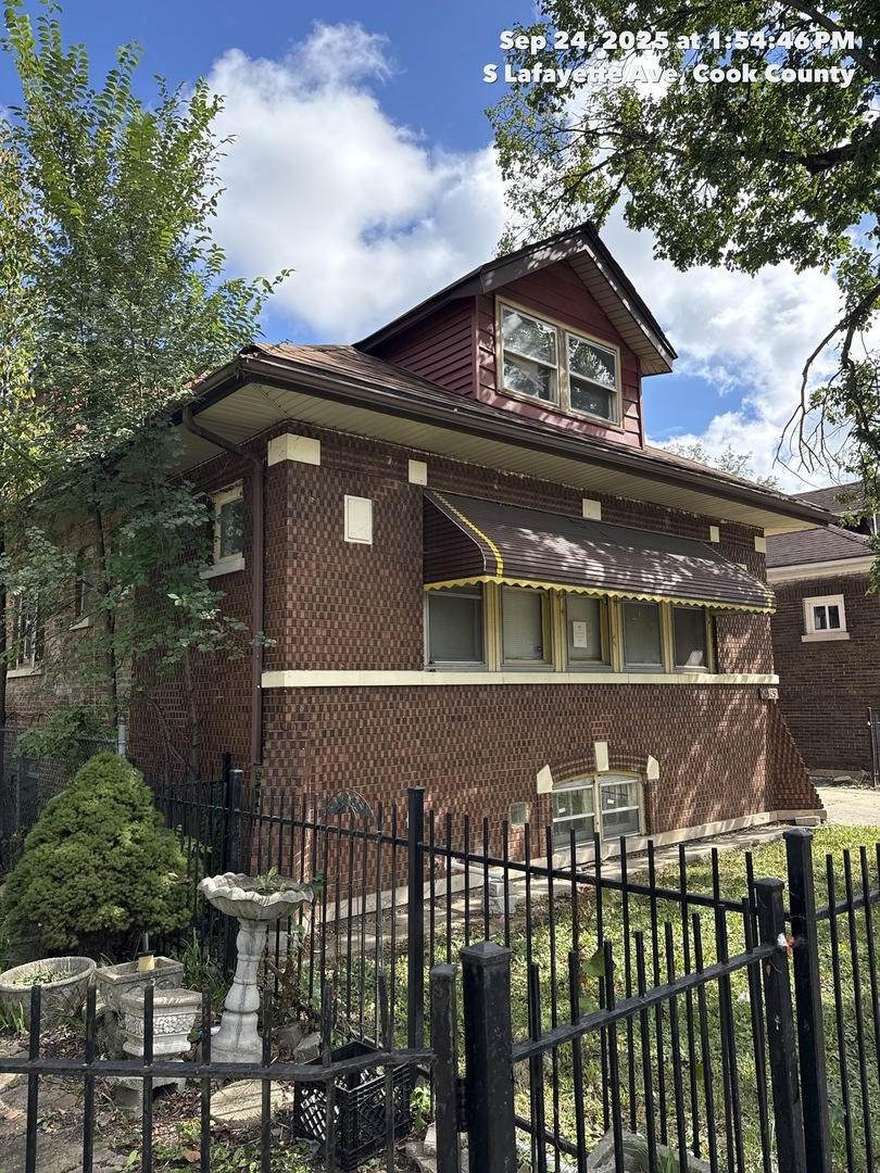 10145 S Lafayette Avenue, Chicago, IL 60628
