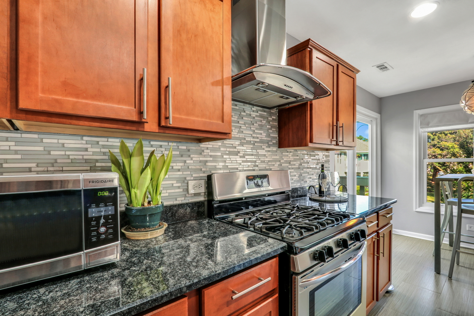 215 Coventry Circle #215, Vernon Hills, IL 60061