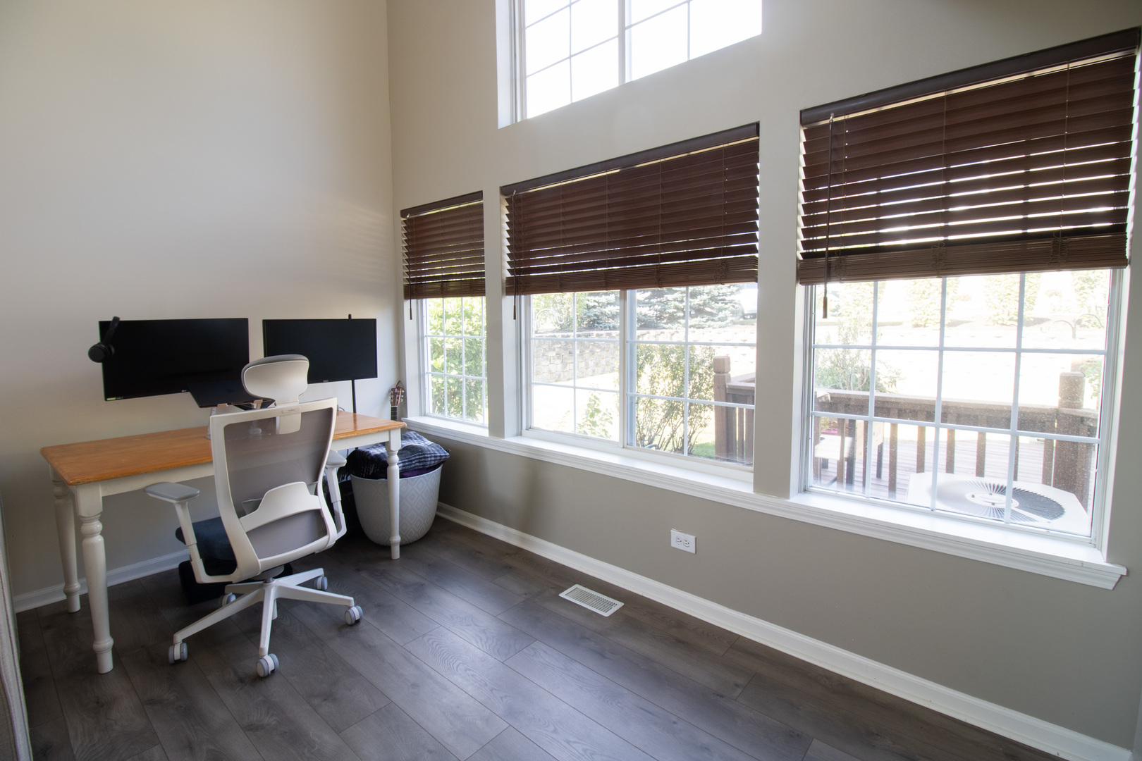 1223 Summersweet Lane, Bartlett, IL 60103