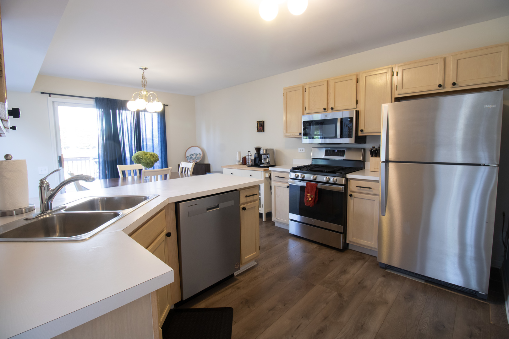 1223 Summersweet Lane, Bartlett, IL 60103