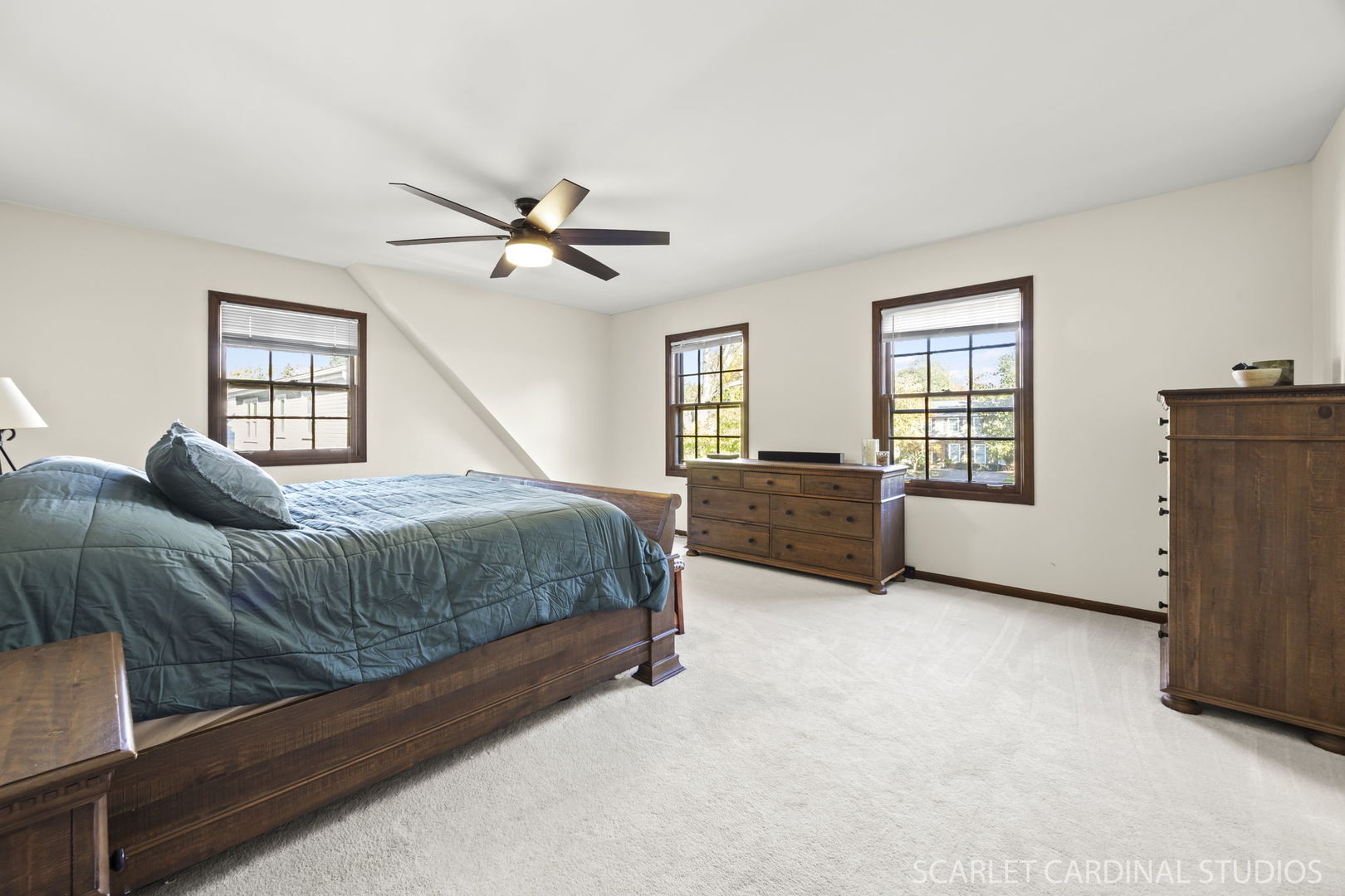 625 Edward Road, Naperville, IL 60540