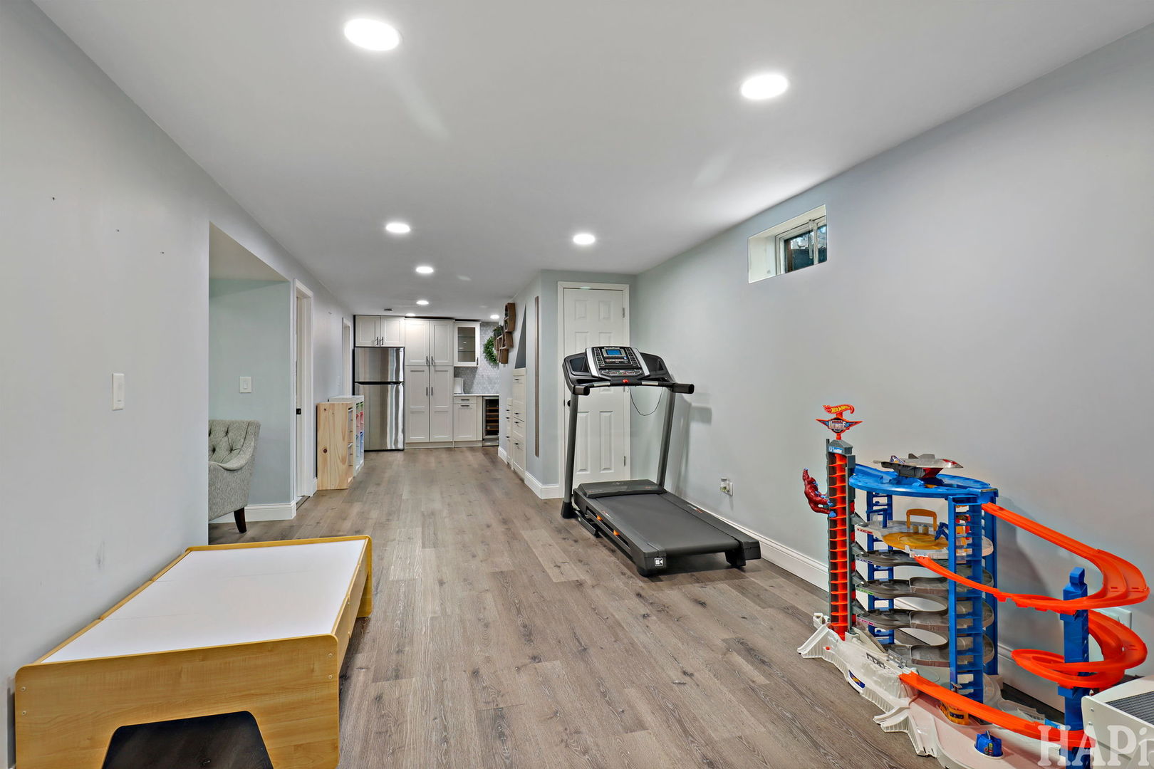 4604 Sussex Drive, McHenry, IL 60050