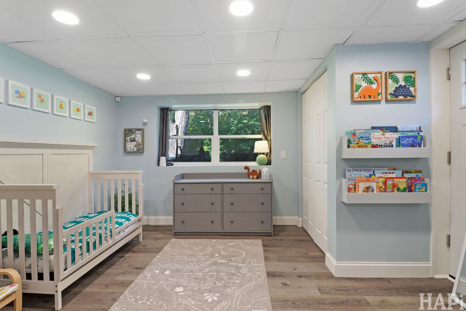 4604 Sussex Drive, McHenry, IL 60050