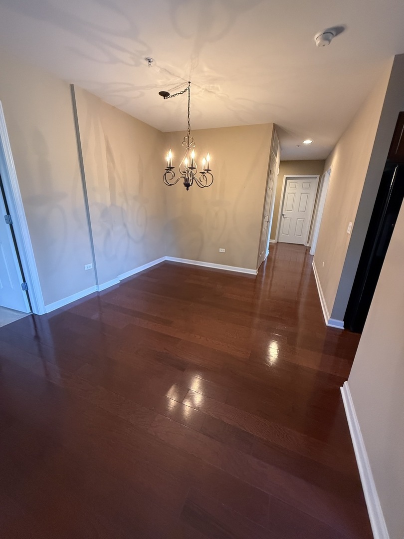 255 E Liberty Drive #309, Wheaton, IL 60187