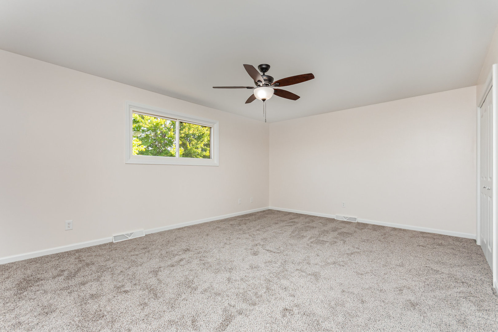 2380 Chestnut Lane, Morris, IL 60450