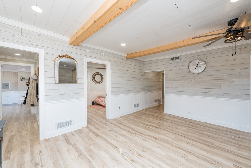 22678 W Silver Lake Avenue, Antioch, IL 60002