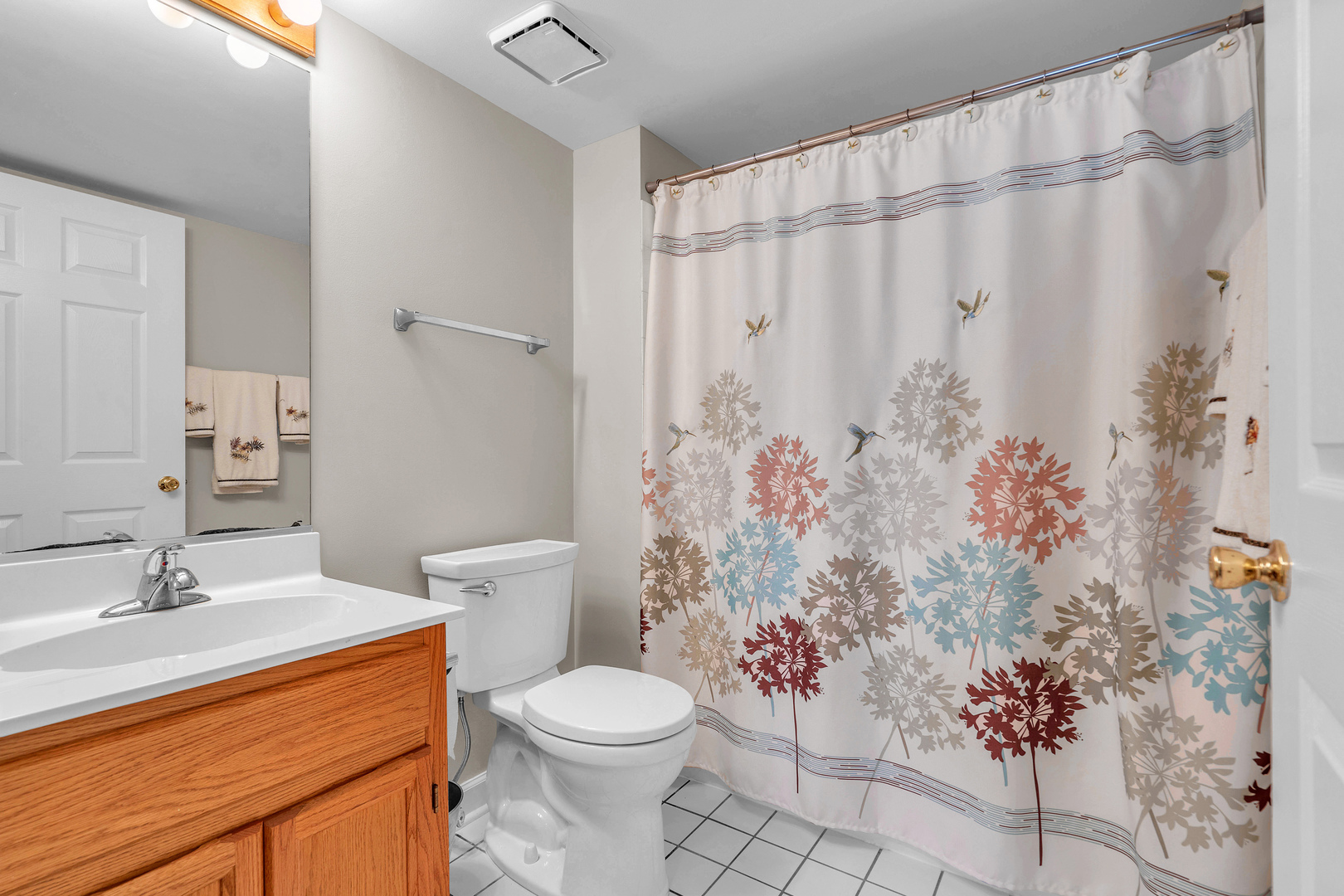 330 Ashford Circle #4, Bartlett, IL 60103