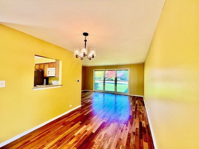 2112 N Kennicott Drive, Arlington Heights, IL 60004