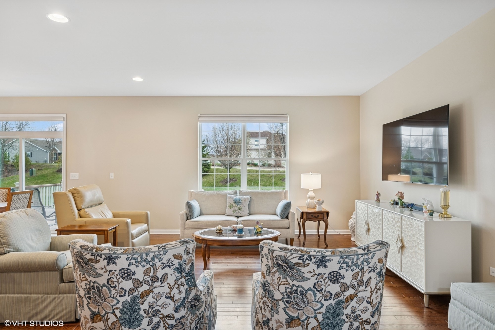451 Mahogany Drive, Algonquin, IL 60102