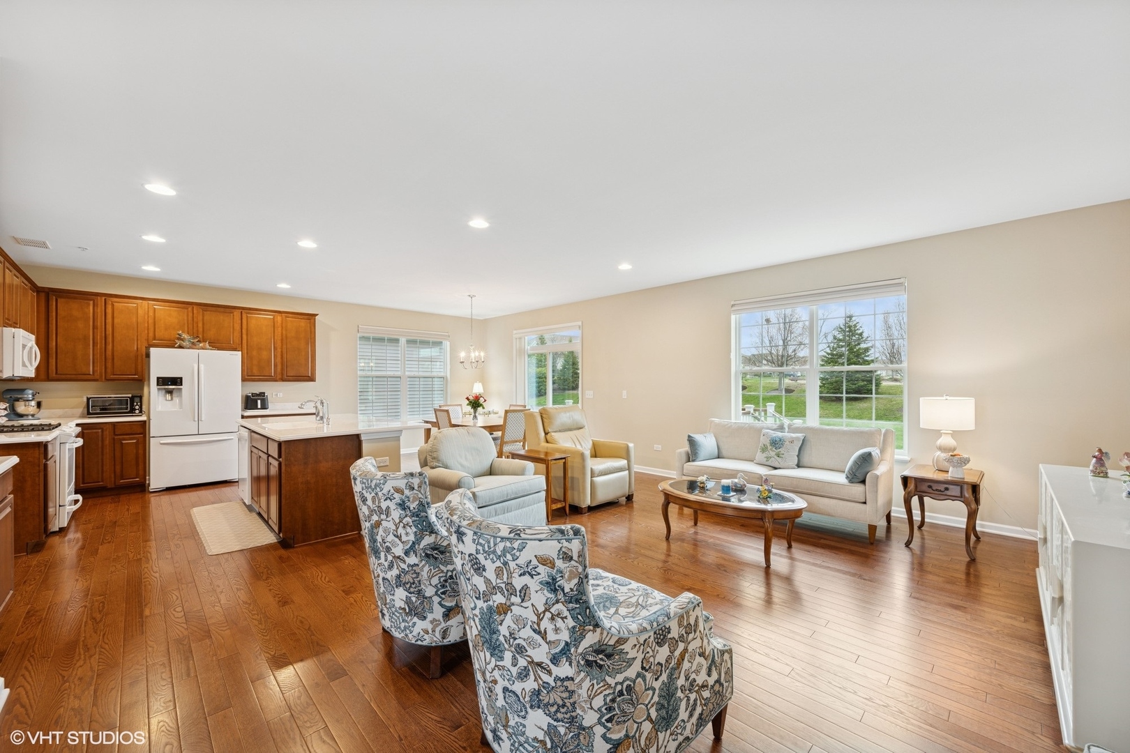 451 Mahogany Drive, Algonquin, IL 60102