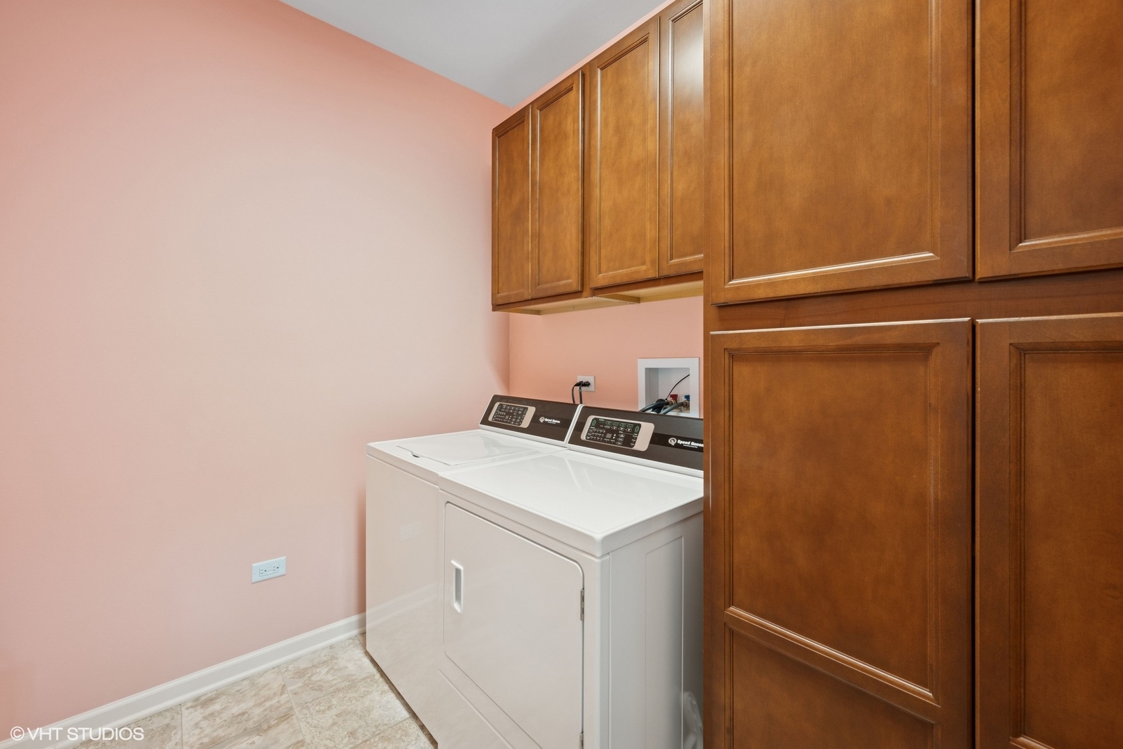 451 Mahogany Drive, Algonquin, IL 60102