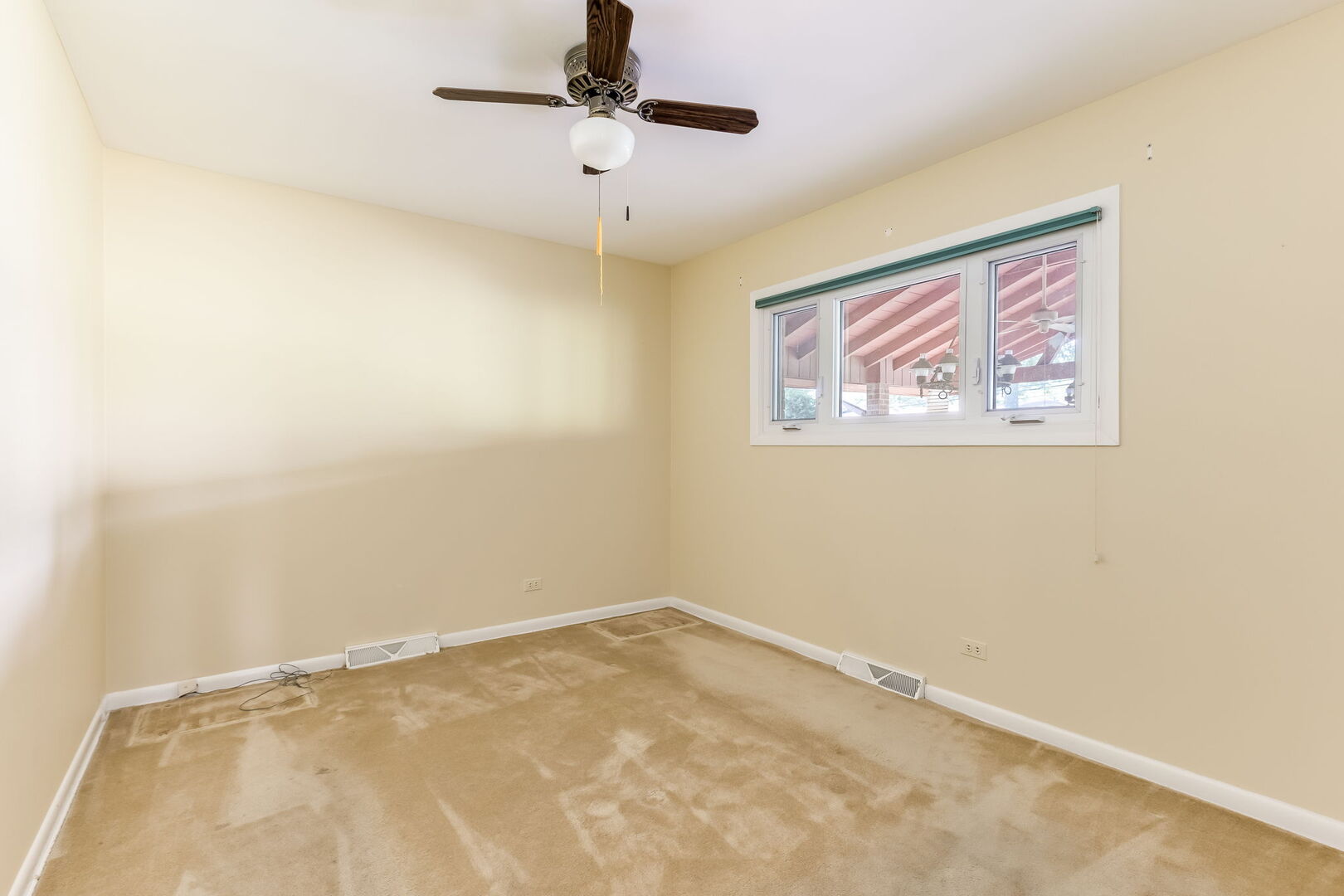 333 E Huntington Lane, Elmhurst, IL 60126