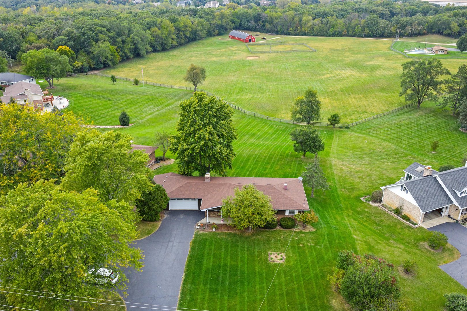 1406 W Lincoln Road, McHenry, IL 60051