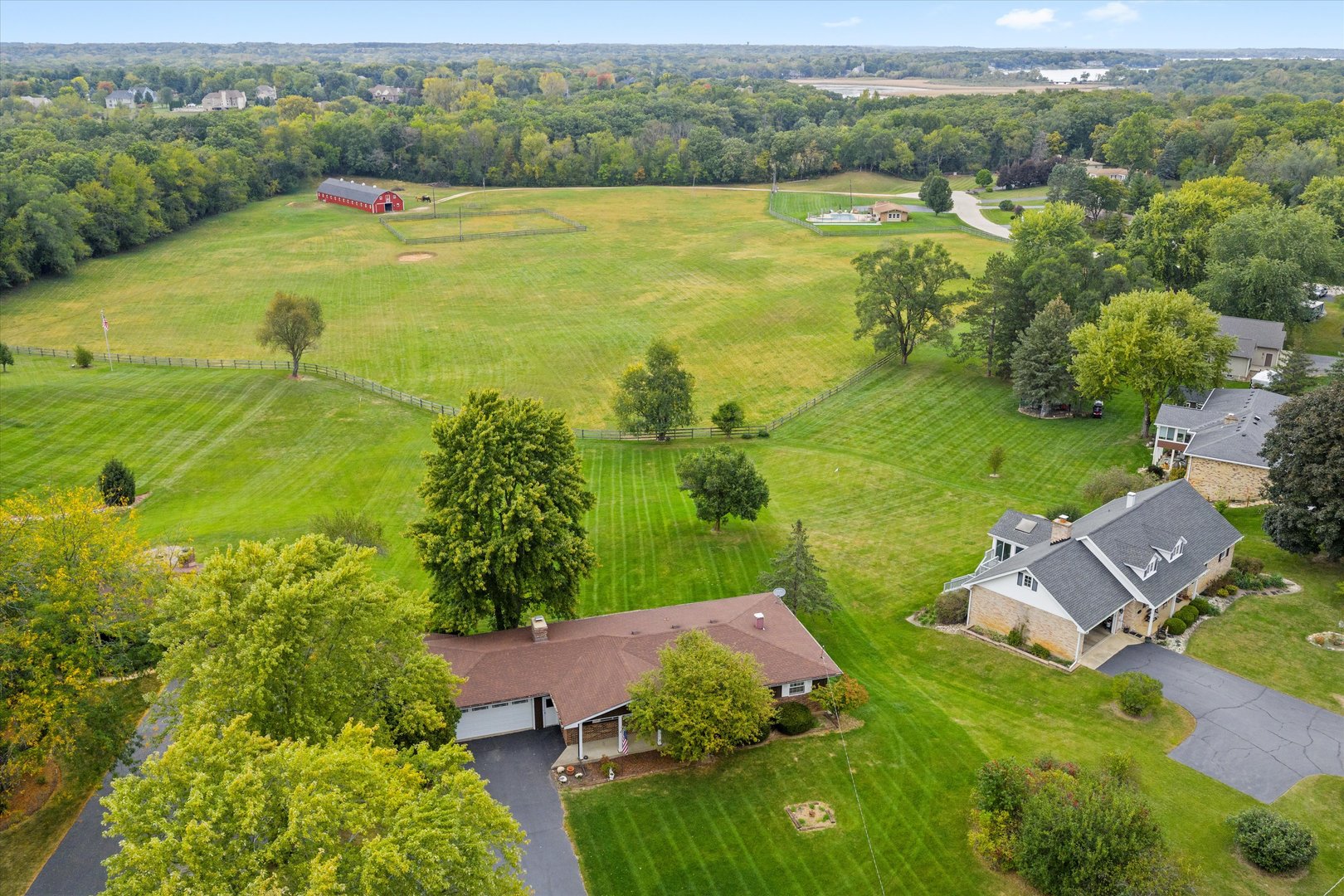1406 W Lincoln Road, McHenry, IL 60051
