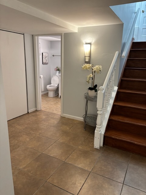 519 E 161st Street, South Holland, IL 60473