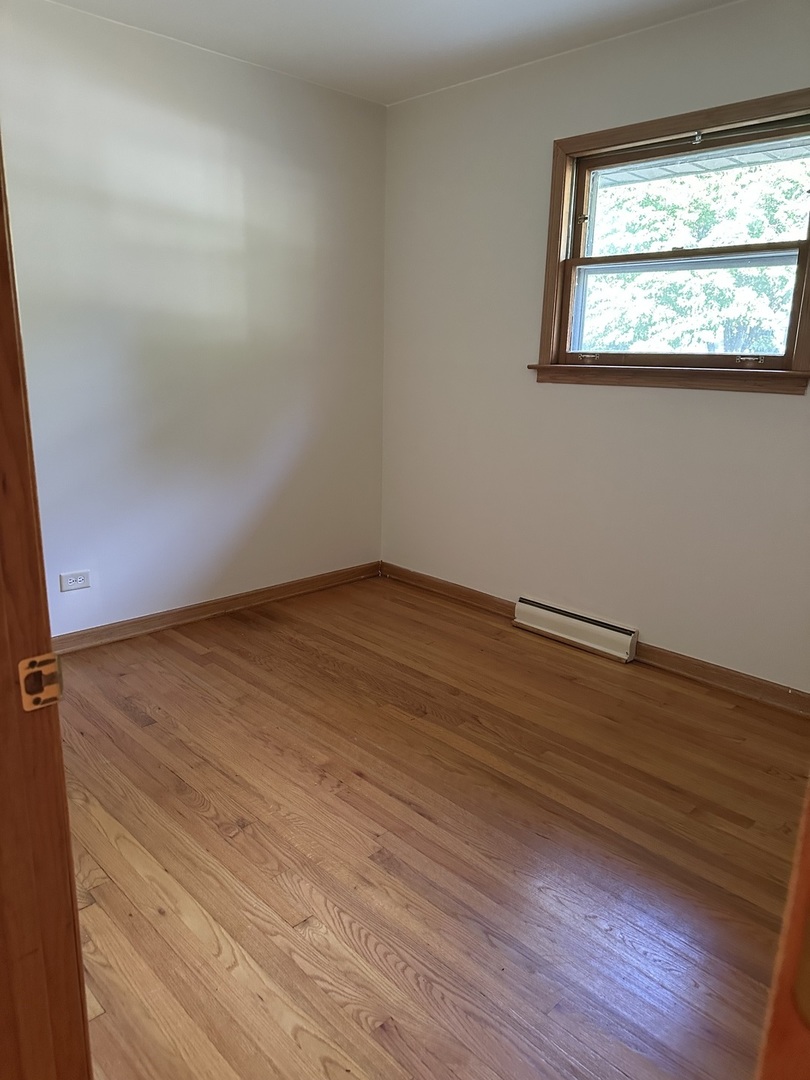 404 Emmerson Avenue, Itasca, IL 60143