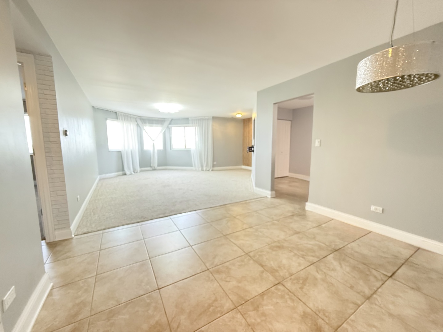 1275 E Baldwin Lane #601, Palatine, IL 60074