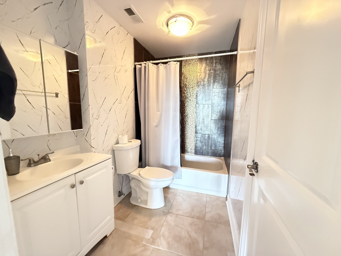 1275 E Baldwin Lane #601, Palatine, IL 60074