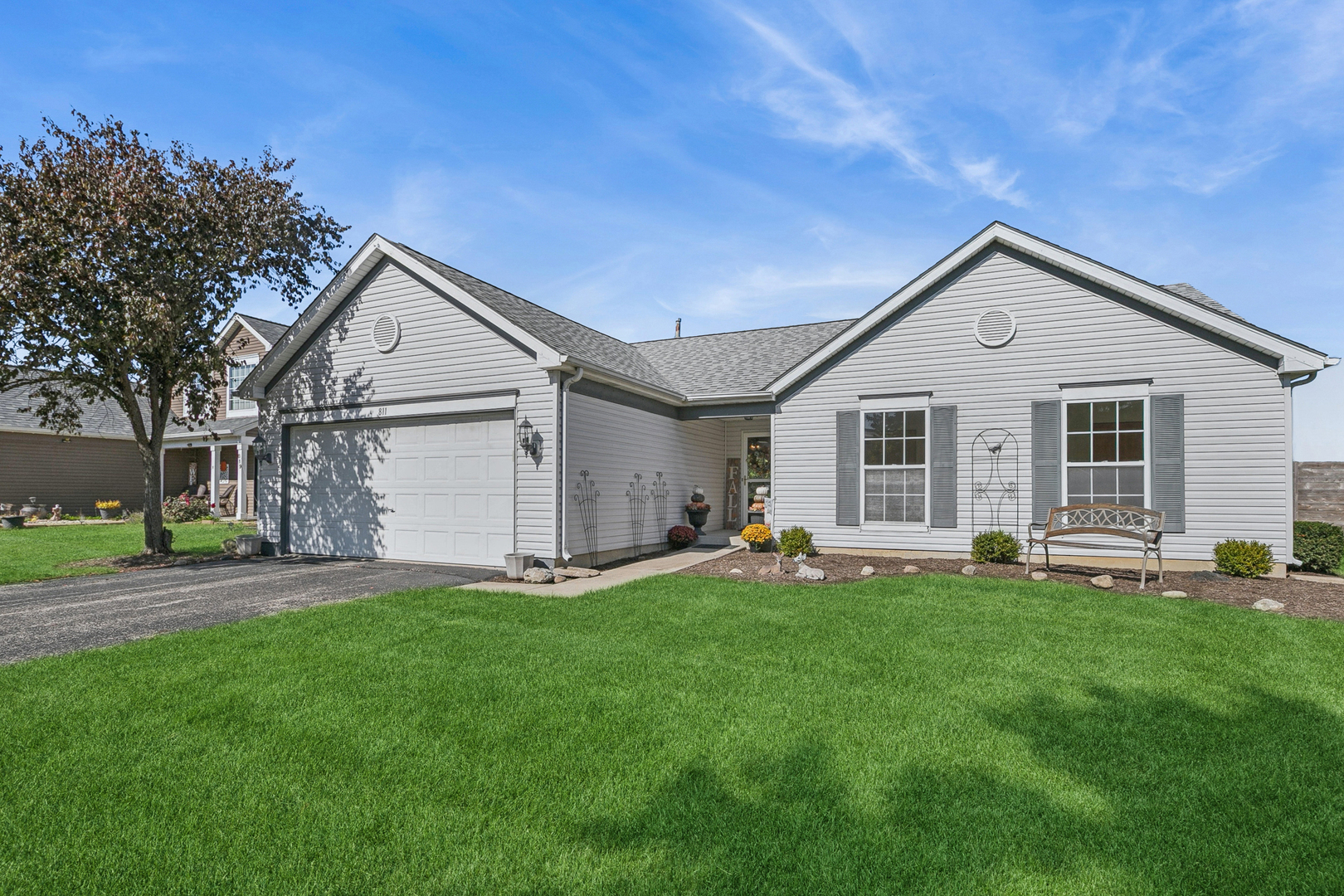 811 Tiffany Farms Road, Antioch, IL 60002
