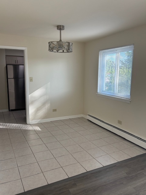 9821 S Cicero Avenue #8, Oak Lawn, IL 60453