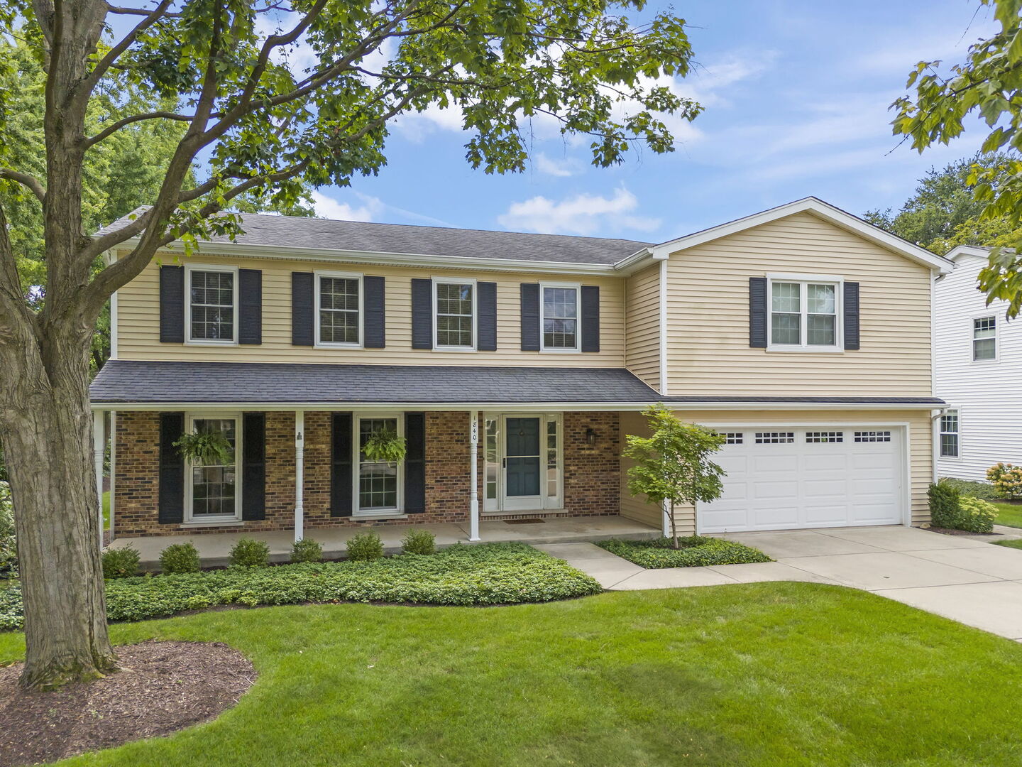 1840 Glencoe Street, Wheaton, IL 60187