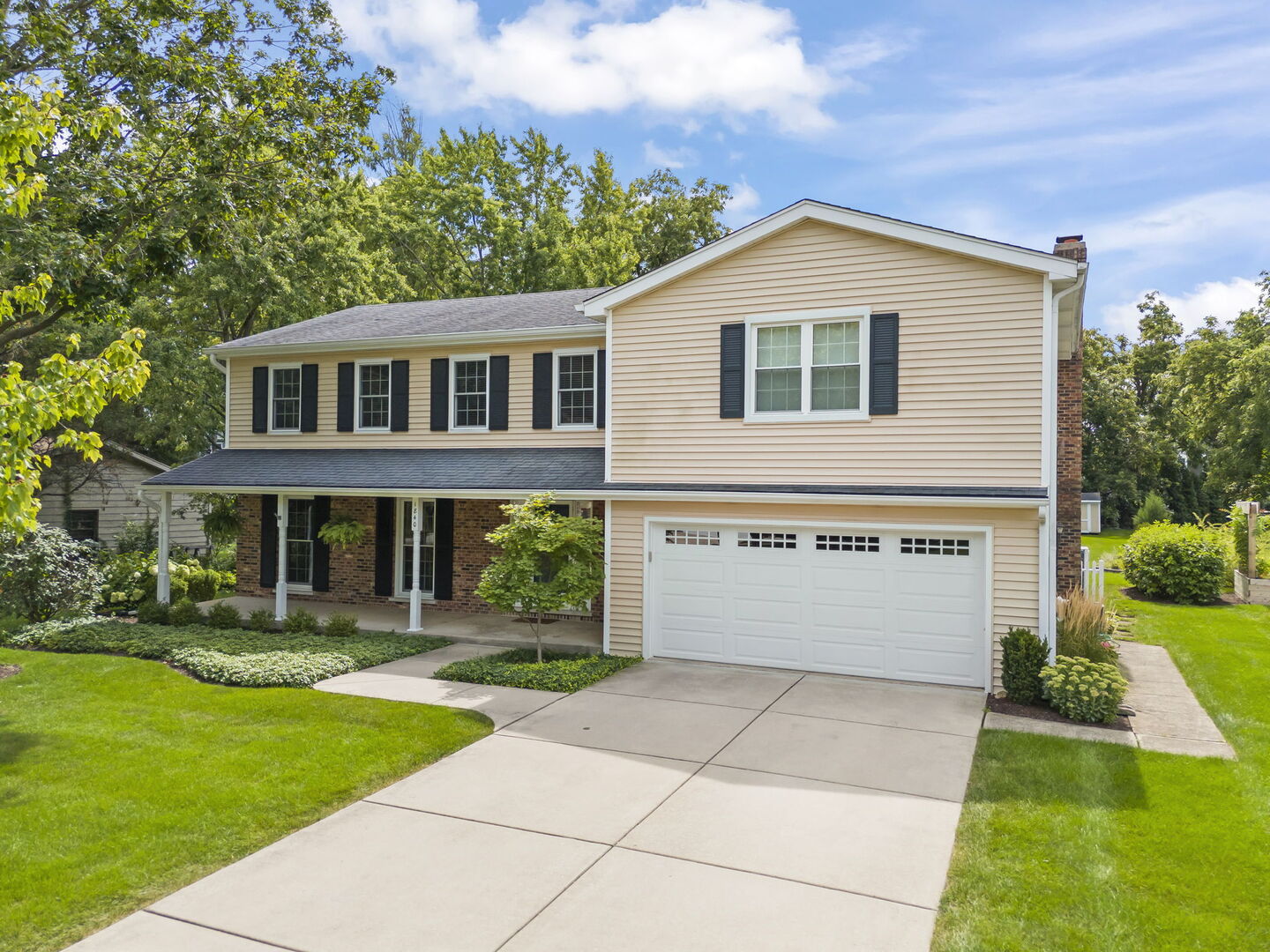 1840 Glencoe Street, Wheaton, IL 60187