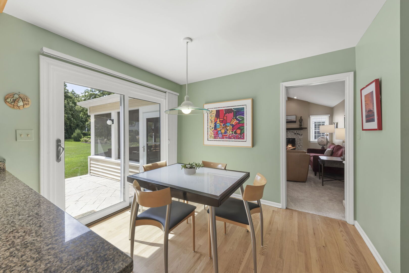1840 Glencoe Street, Wheaton, IL 60187