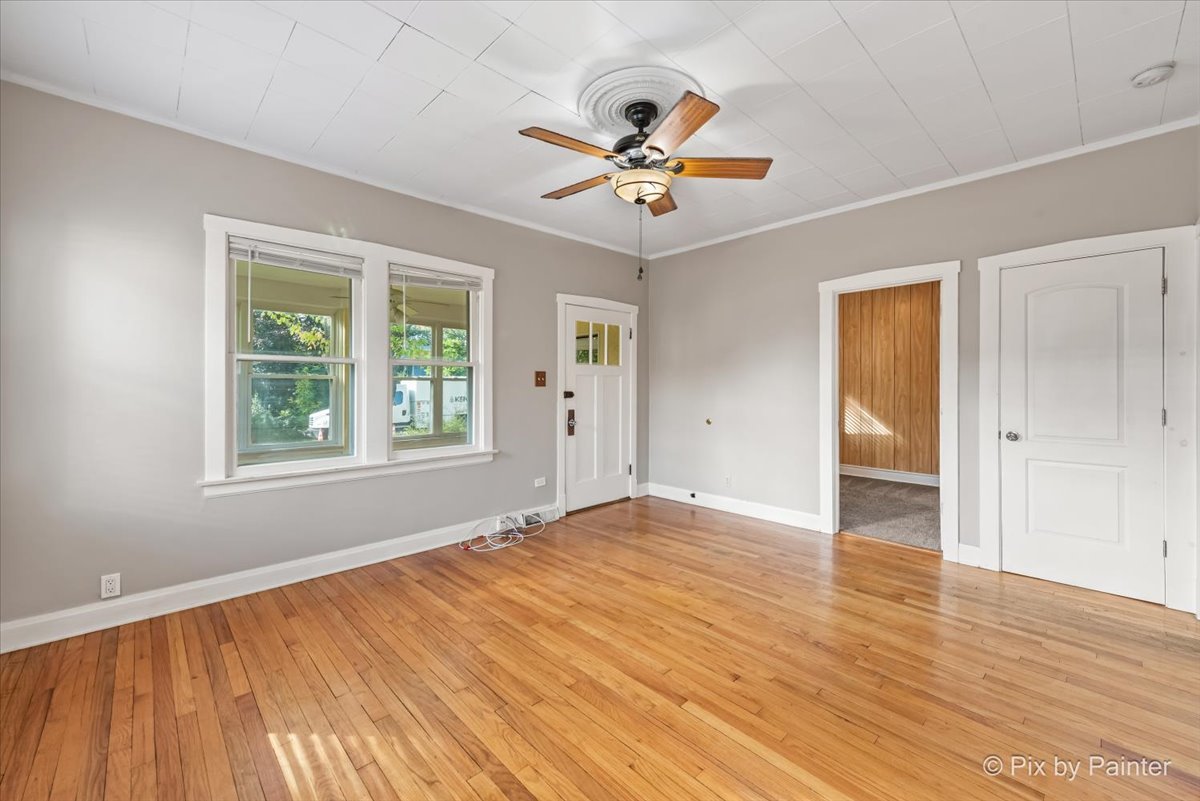 1398 Floresta Vista Lane, Crystal Lake, IL 60014