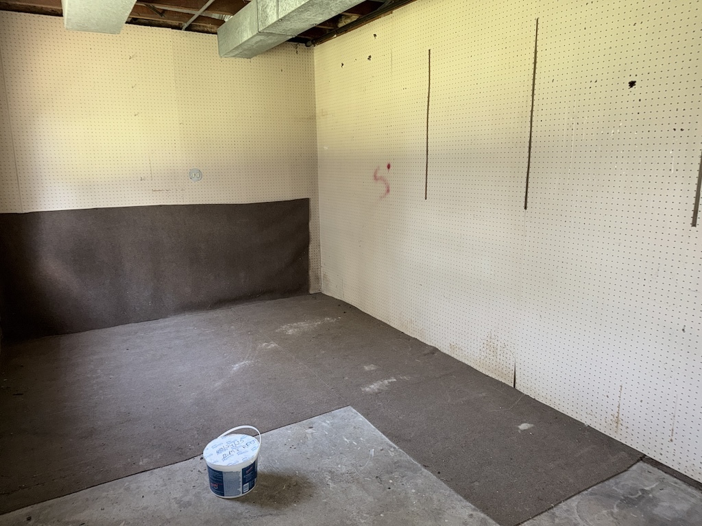 252 S Ellis Avenue, Glenwood, IL 60425