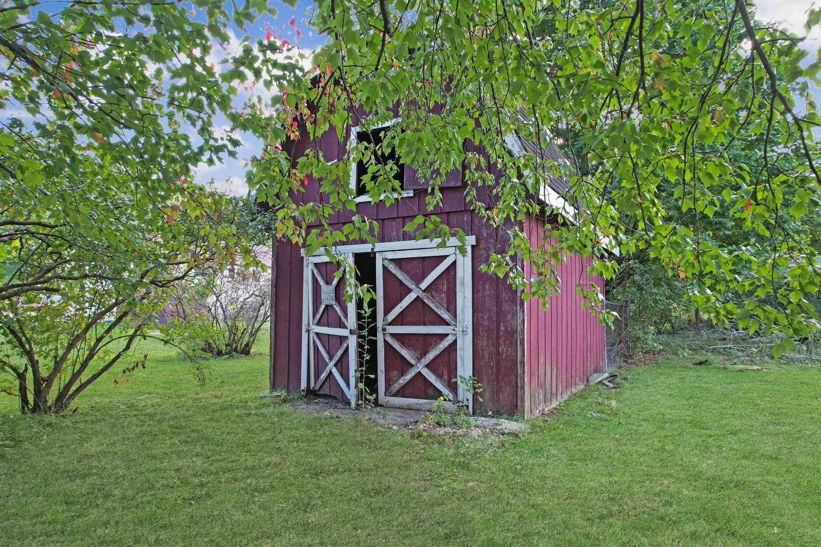 17 Basswood Court, Bristol, IL 60512