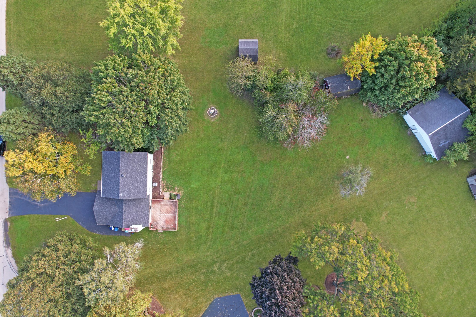 17 Basswood Court, Bristol, IL 60512