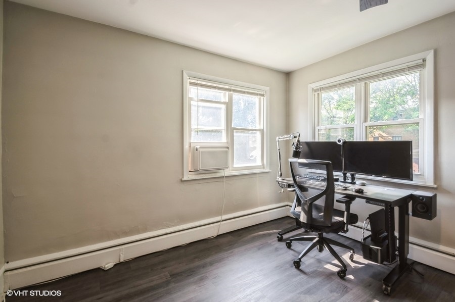 2621 W Gregory Street #2N, Chicago, IL 60625