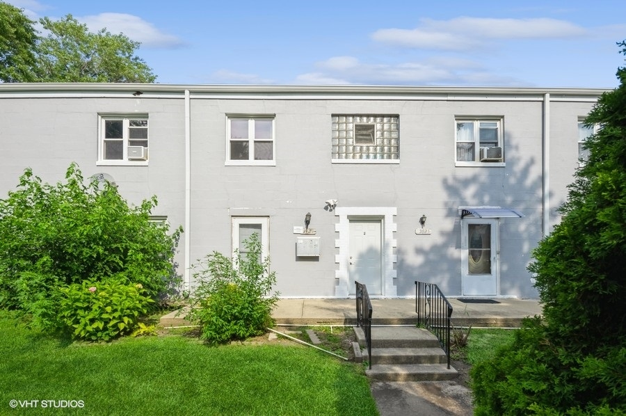 2621 W Gregory Street #2N, Chicago, IL 60625