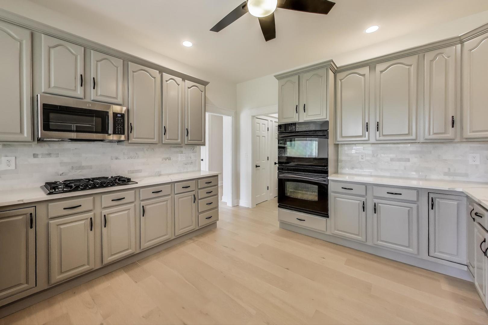 2803 W Offner Road, Monee, IL 60449