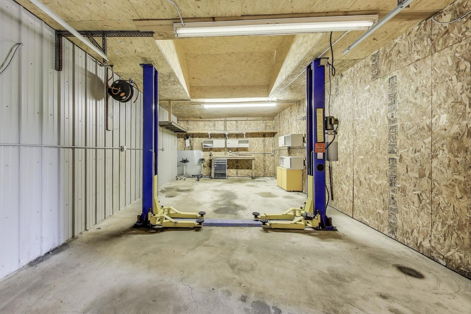 2803 W Offner Road, Monee, IL 60449