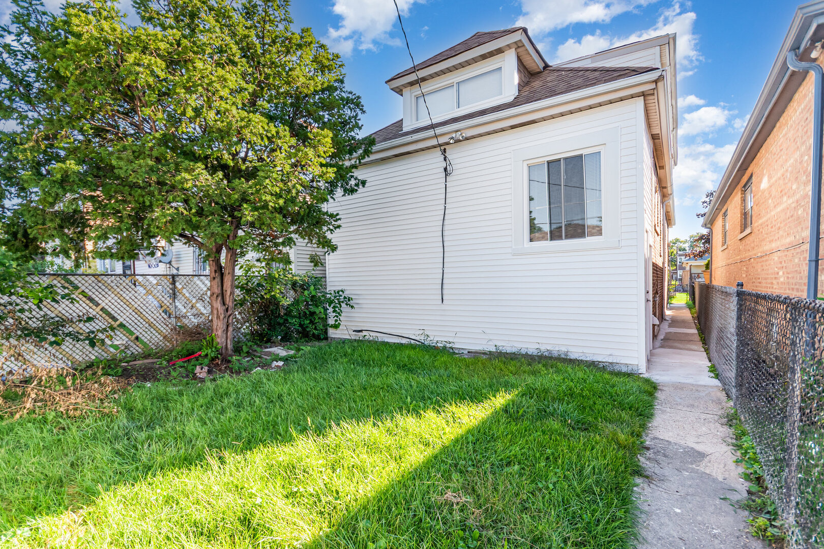 8636 S Aberdeen Street, Chicago, IL 60620