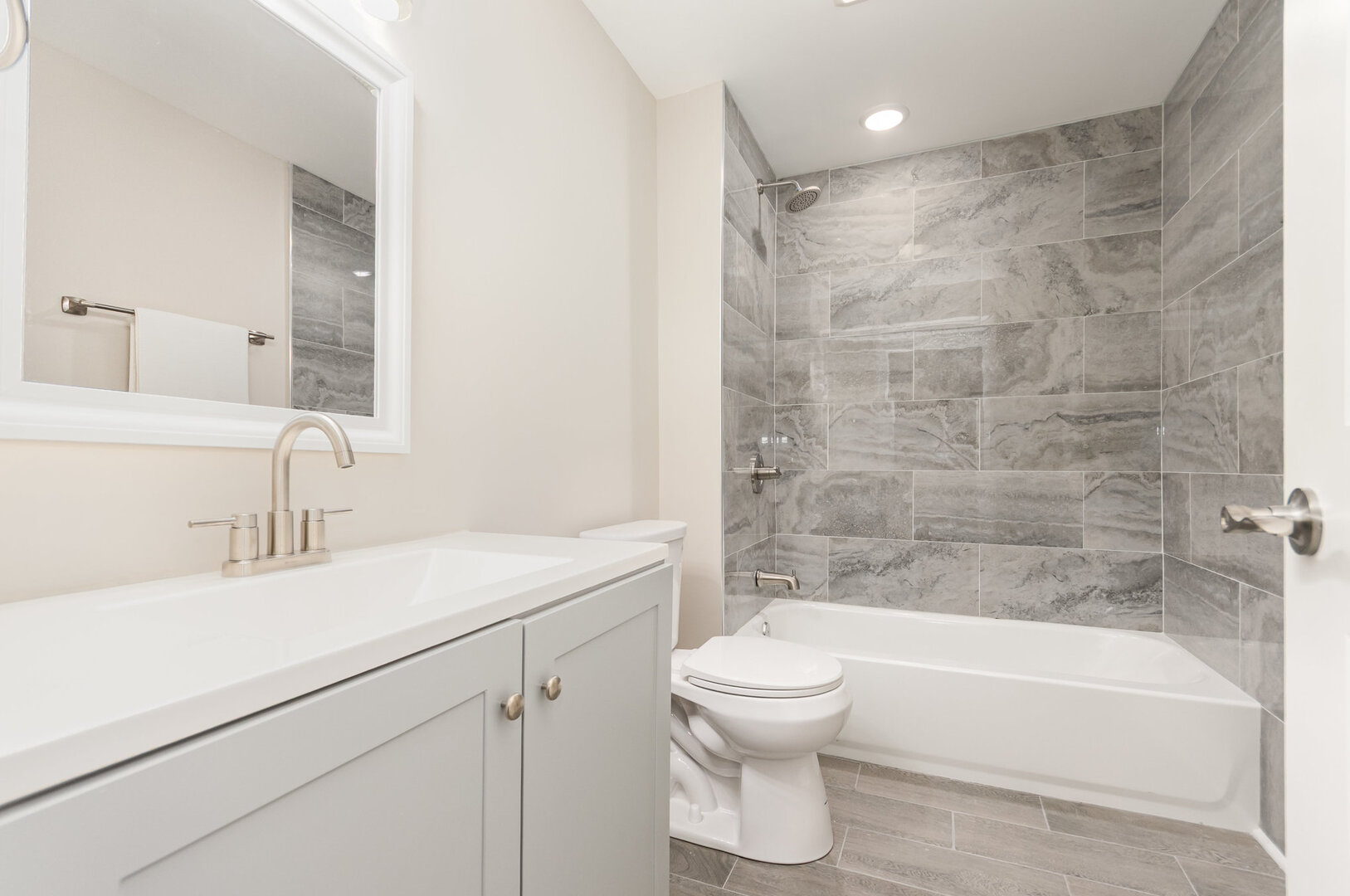 8636 S Aberdeen Street, Chicago, IL 60620