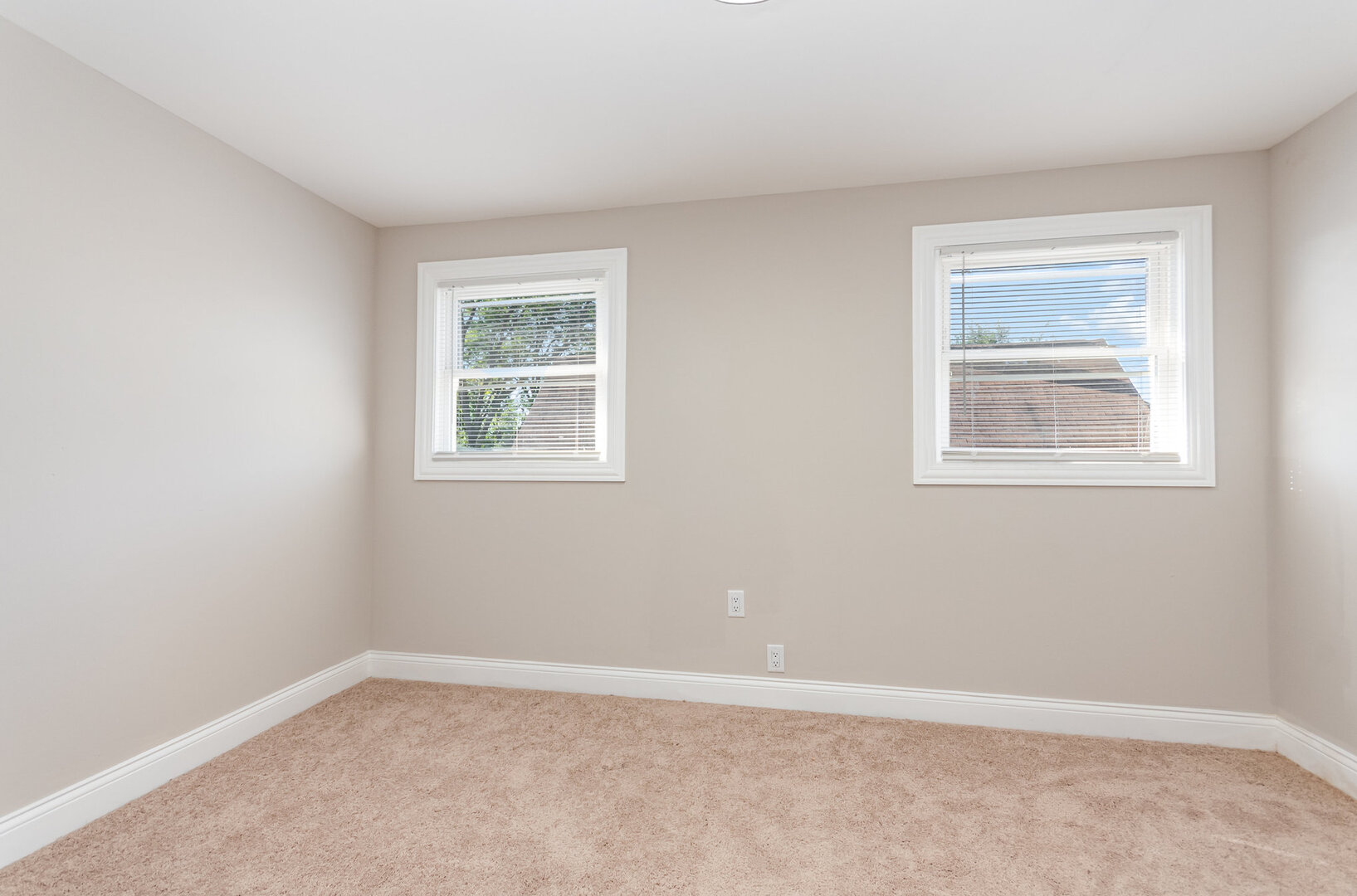 8636 S Aberdeen Street, Chicago, IL 60620