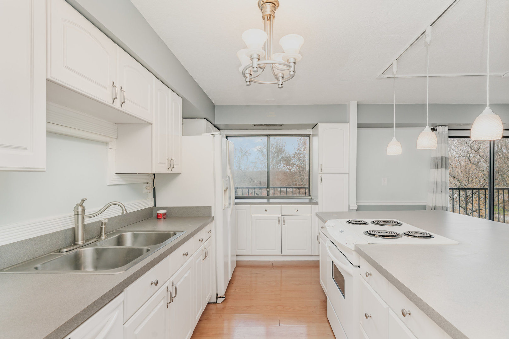 111 S Baybrook Drive #507, Palatine, IL 60074