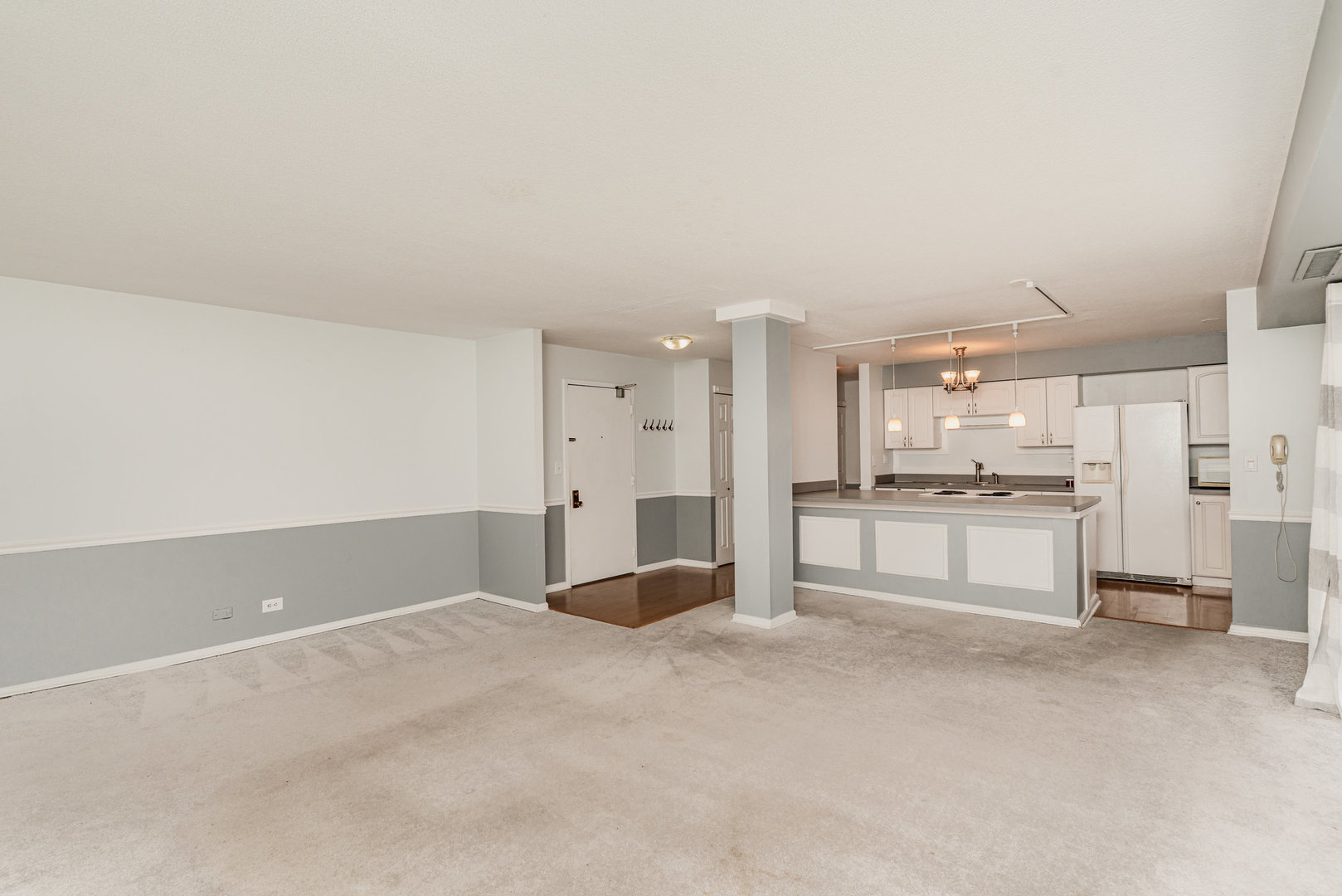 111 S Baybrook Drive #507, Palatine, IL 60074